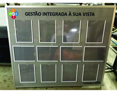 QA - 49 Quadro de Aviso c/ Envelopes em Acrílico QA - 49 Quadro de Aviso c/ Envelopes em Acrílico